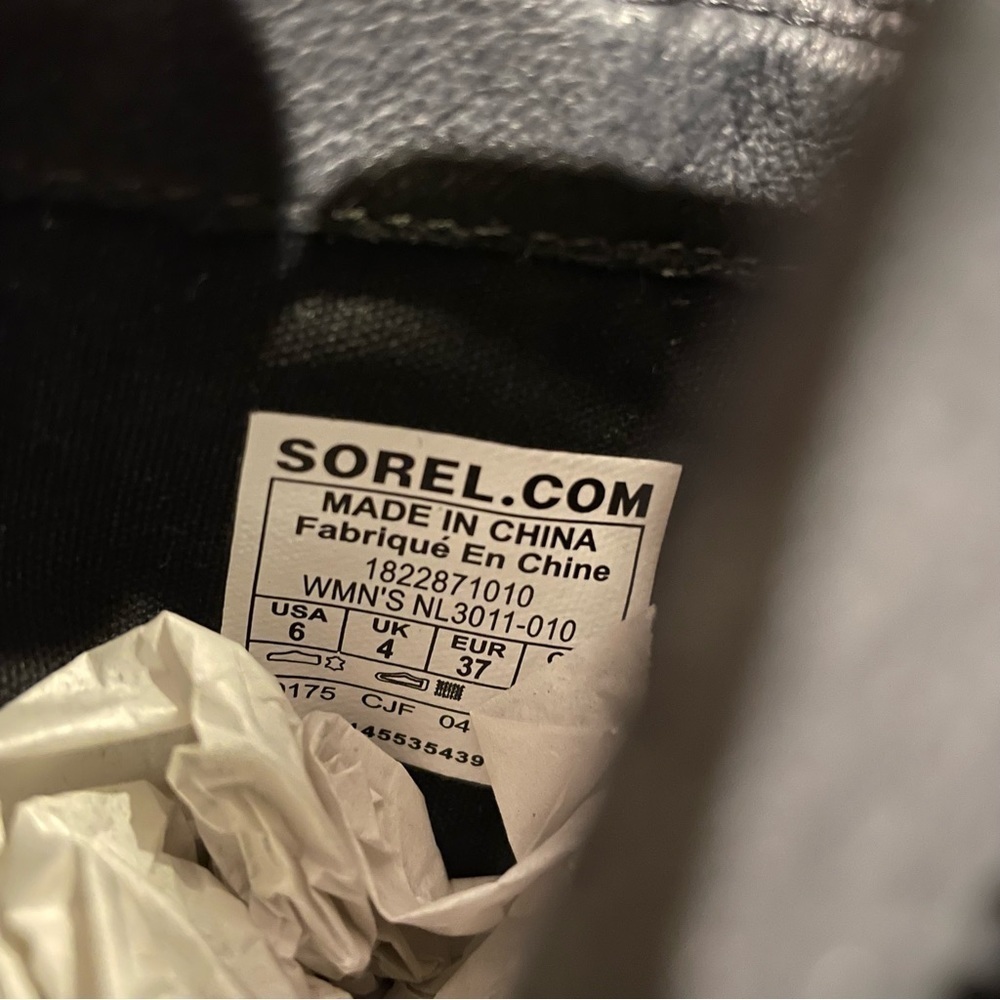 Sorel PHOENIX Waterproof Boots in Black Leather - Picture 7 of 10